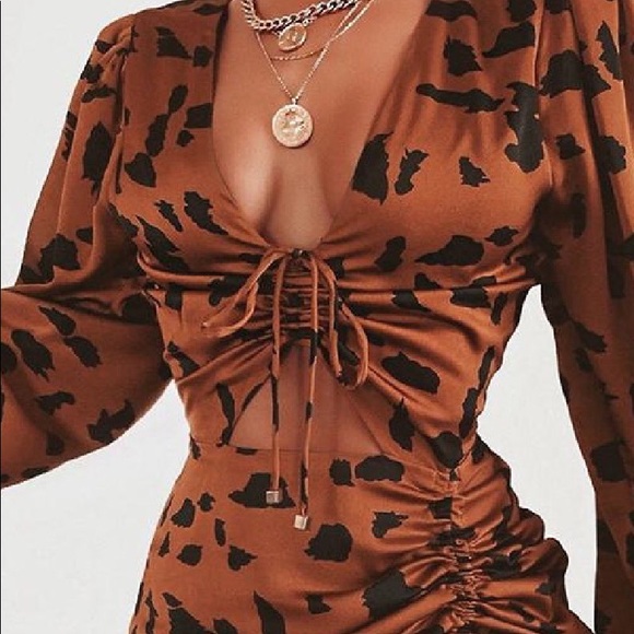 leopard Drawstring Design Ruffles Dress - Picture 2 of 3